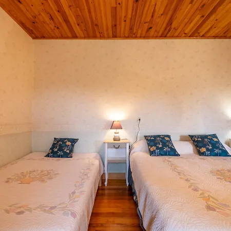 Holiday home Les Fleurs De L'aubrac 6/8 Pers