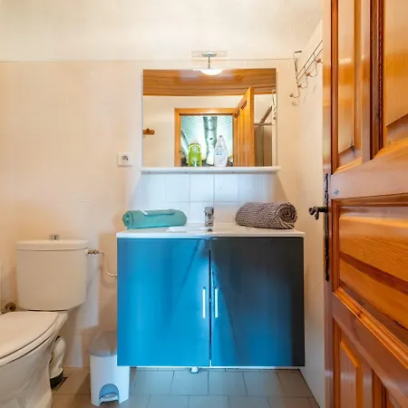 Holiday home Les Fleurs De L'aubrac 6/8 Pers