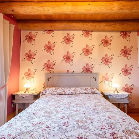 Les Fleurs De L'aubrac 6/8 Pers Dom wakacyjny